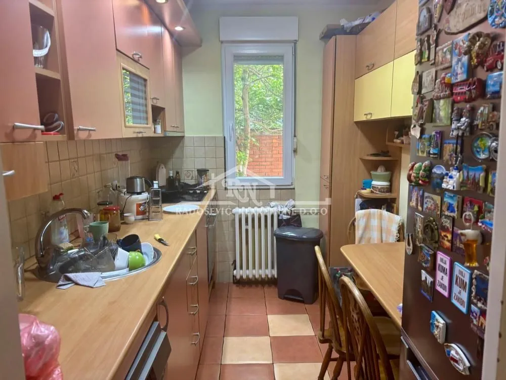Prodaja, trosoban stan, 100m², Labudovo Brdo, Beograd
