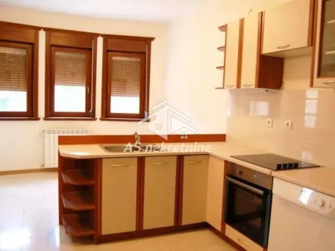 Rent, apartment, 250m², Savski Venac, Beograd - image 3