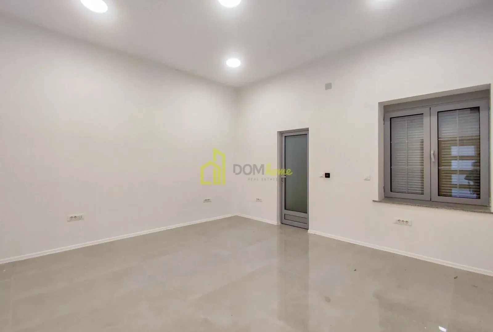 Rent, office space, 55m², Centar, Podgorica