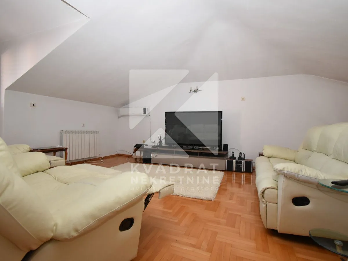 Rent, house, 300m², Donja Gorica, Podgorica
