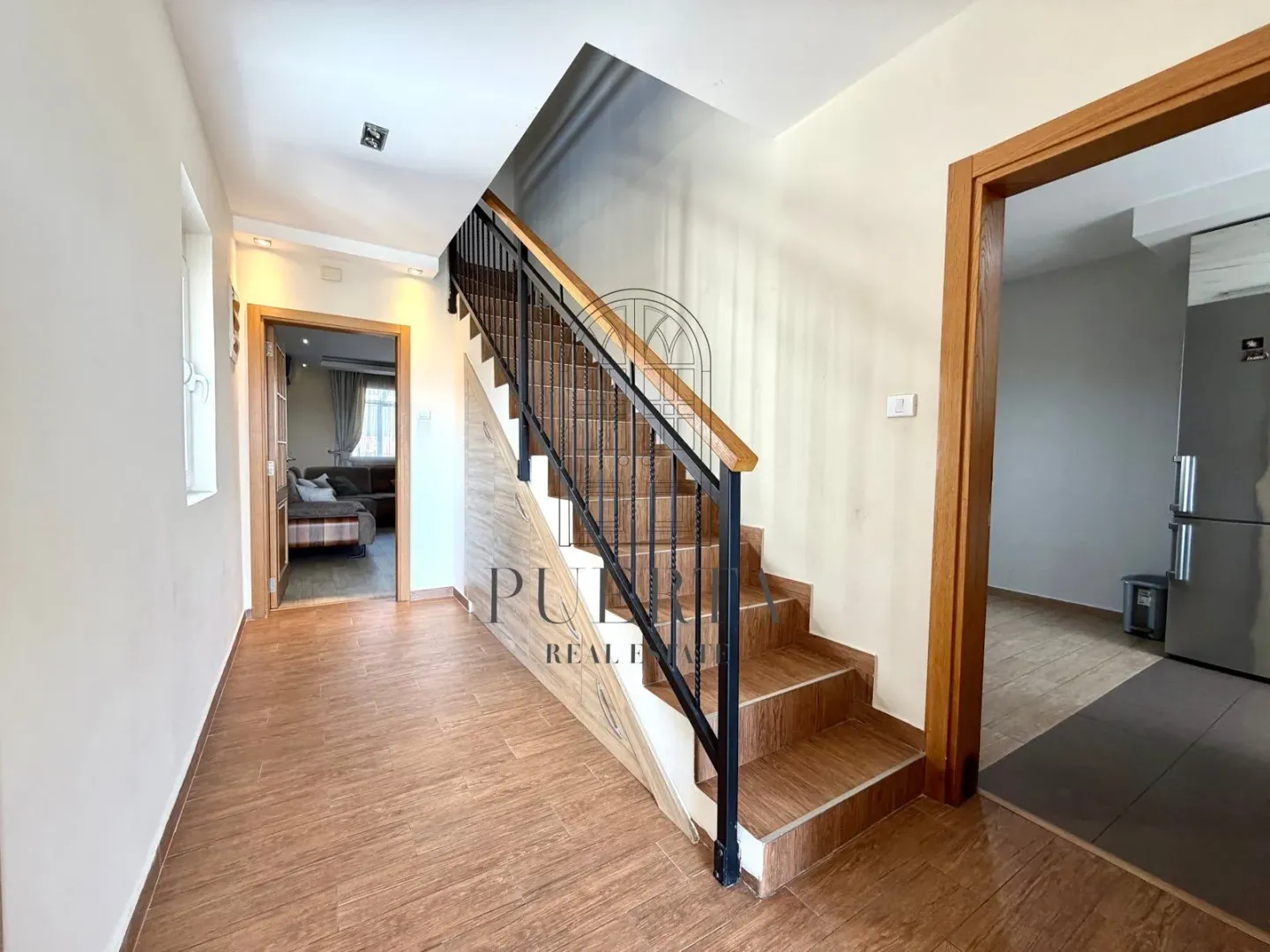 Rent, three bedroom apartment, 150m², Zabjelo, Podgorica