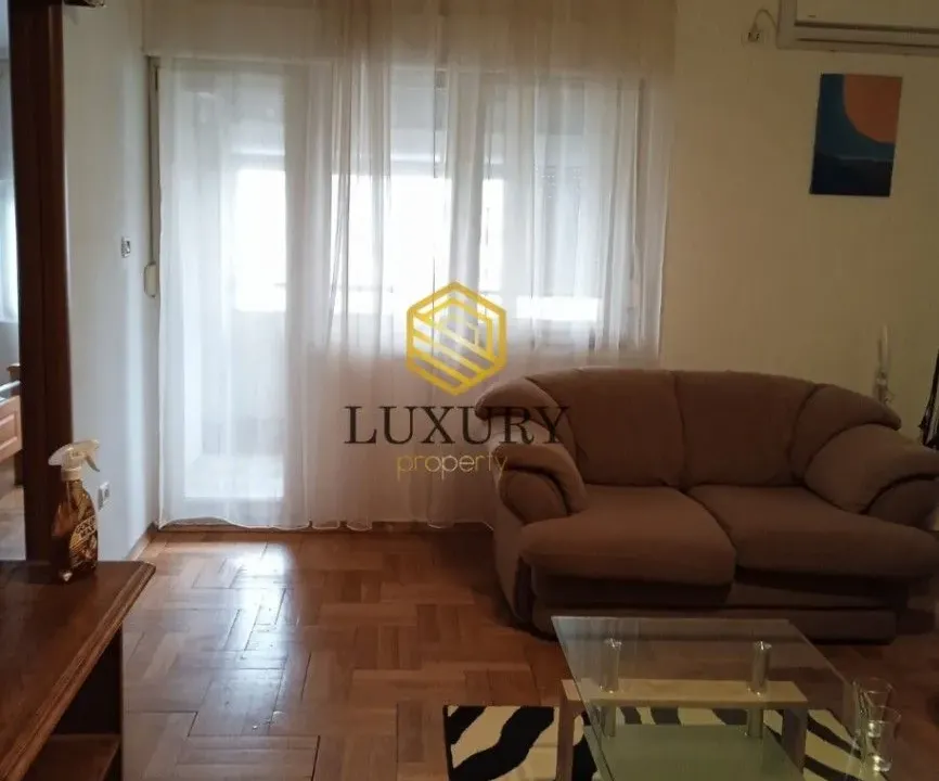 Rent, apartment, 64m², Stari Aerodrom, Podgorica