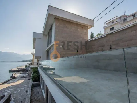 Prodaja, kuća, 240m², Tivat, Crna Gora - image 13