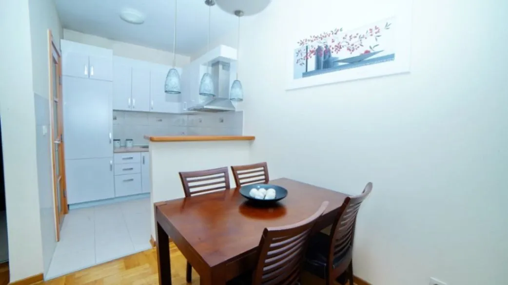 Rent, one bedroom apartment, 58m², Bar, Crna Gora