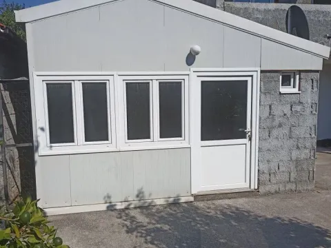 Rent, office space, 50m², 1 maj, Podgorica - image 2