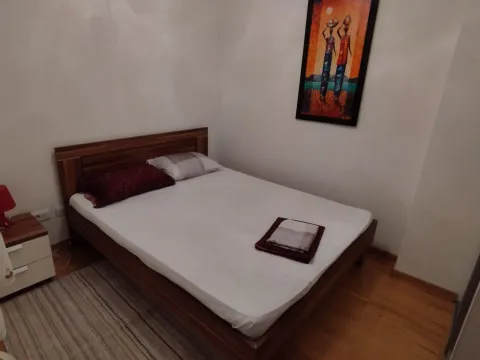 Rent, three bedroom apartment, 93m², Budva, Crna Gora - image 2