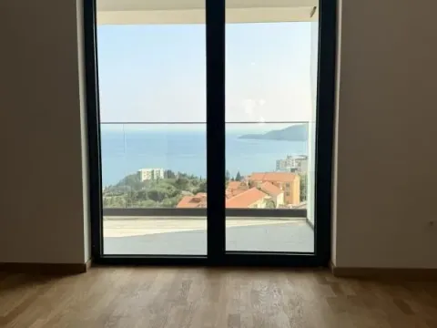 Sale, one bedroom apartment, 43m², Bečići, Budva - image 3