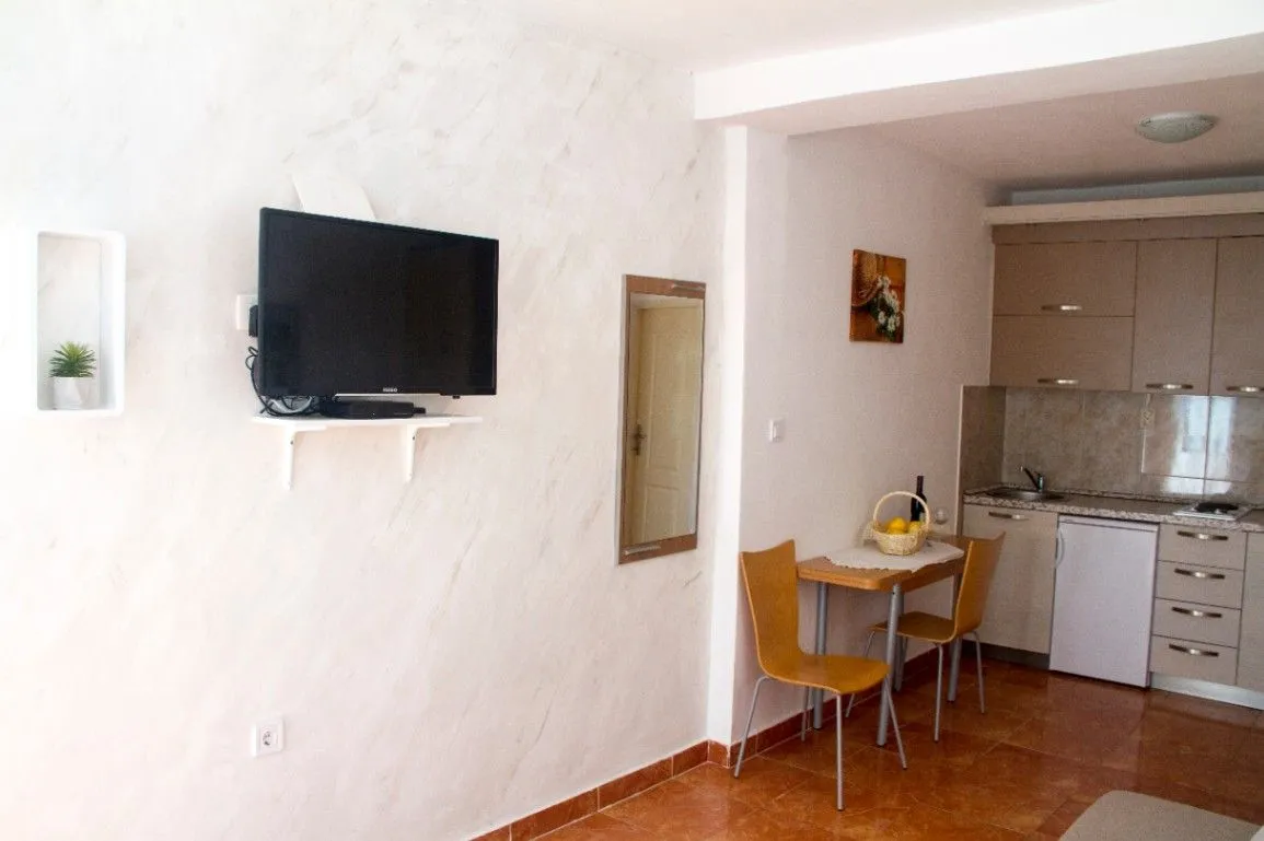 Sale, studio apartment, 26m², Sveti Stefan, Budva
