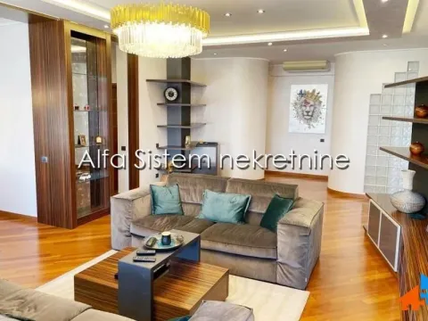Izdavanje, četvorosoban stan, 118m², Vračar Hram, Vračar Sve Podlokacije - image 2