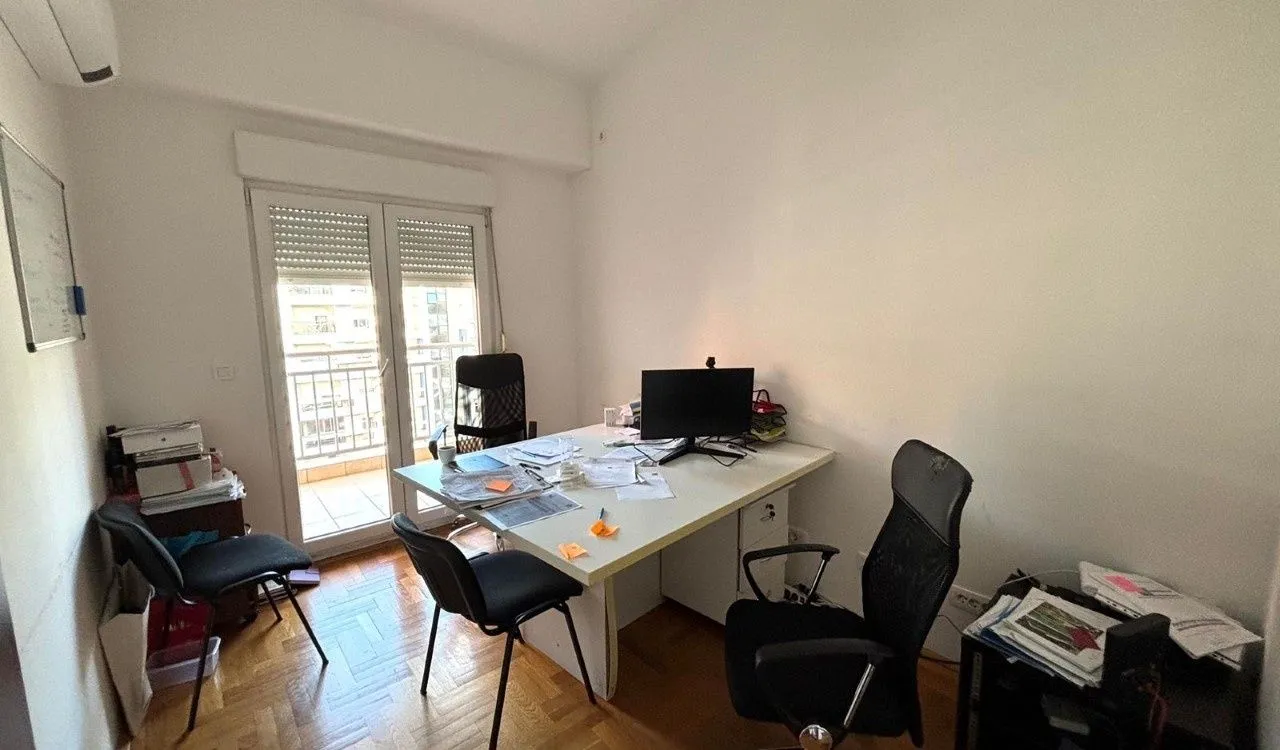 Prodaja, trosoban stan, 92m², City Kvart, Podgorica