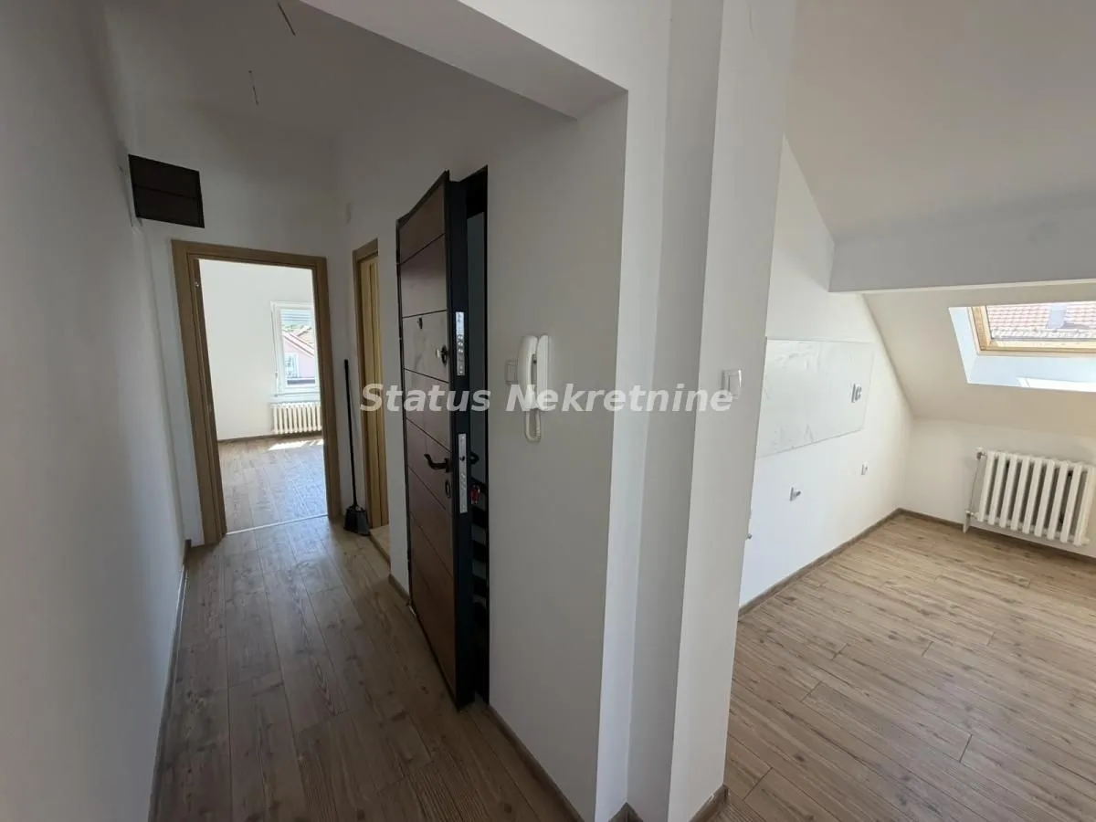 Prodaja, dvosoban stan, 54m², Sremska Kamenica, Petrovaradin