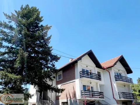 Sale, house, 453m², Sremčica, Beograd