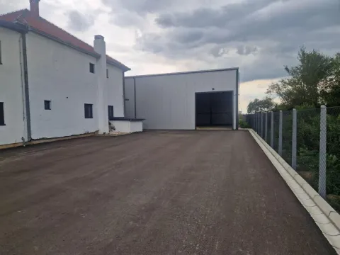 Rent, office space, 470m², Zemun Ugrinovci, Zemun Sve Podlokacije - image 2