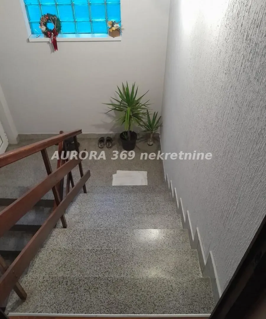 Prodaja, kuća, 107m², Veternik, Novi Sad Sve Podlokacije