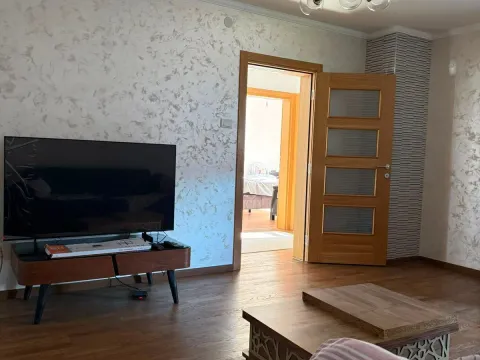Izdavanje, dvosoban stan, 70m², Vranići, Podgorica - image 3