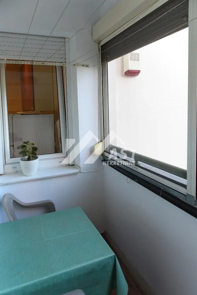Rent, two bedroom apartment, 51m², Bulevar Oslobodjenja, Novi Sad Sve Podlokacije
