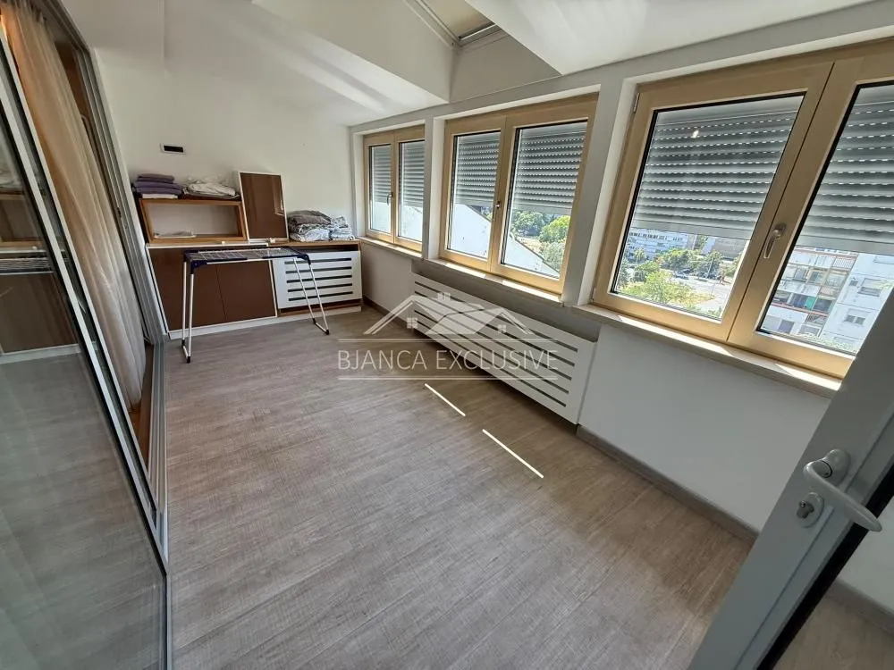 Prodaja, trosoban stan, 165m², Novi Beograd Sve Podlokacije, Beograd