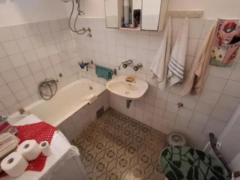 Sale, house, 199m², Kula, Srbija - image 16