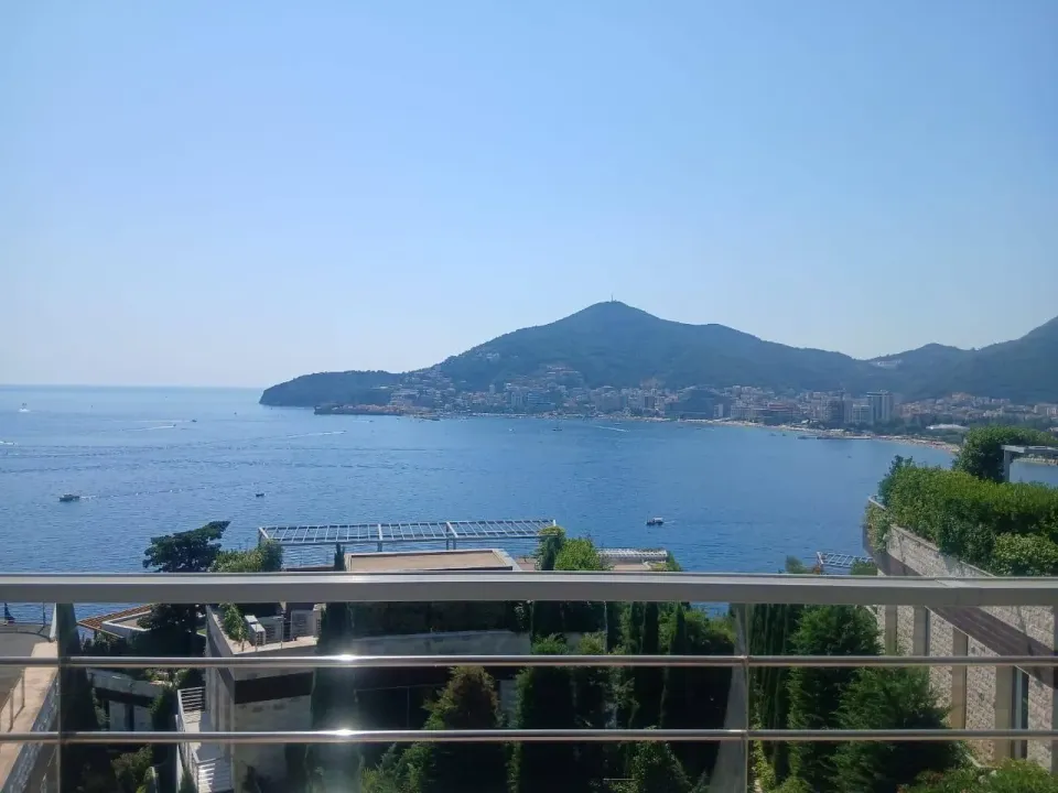 Stan-na-dan, dvosoban stan, 179m², Dukley Gardens, Budva