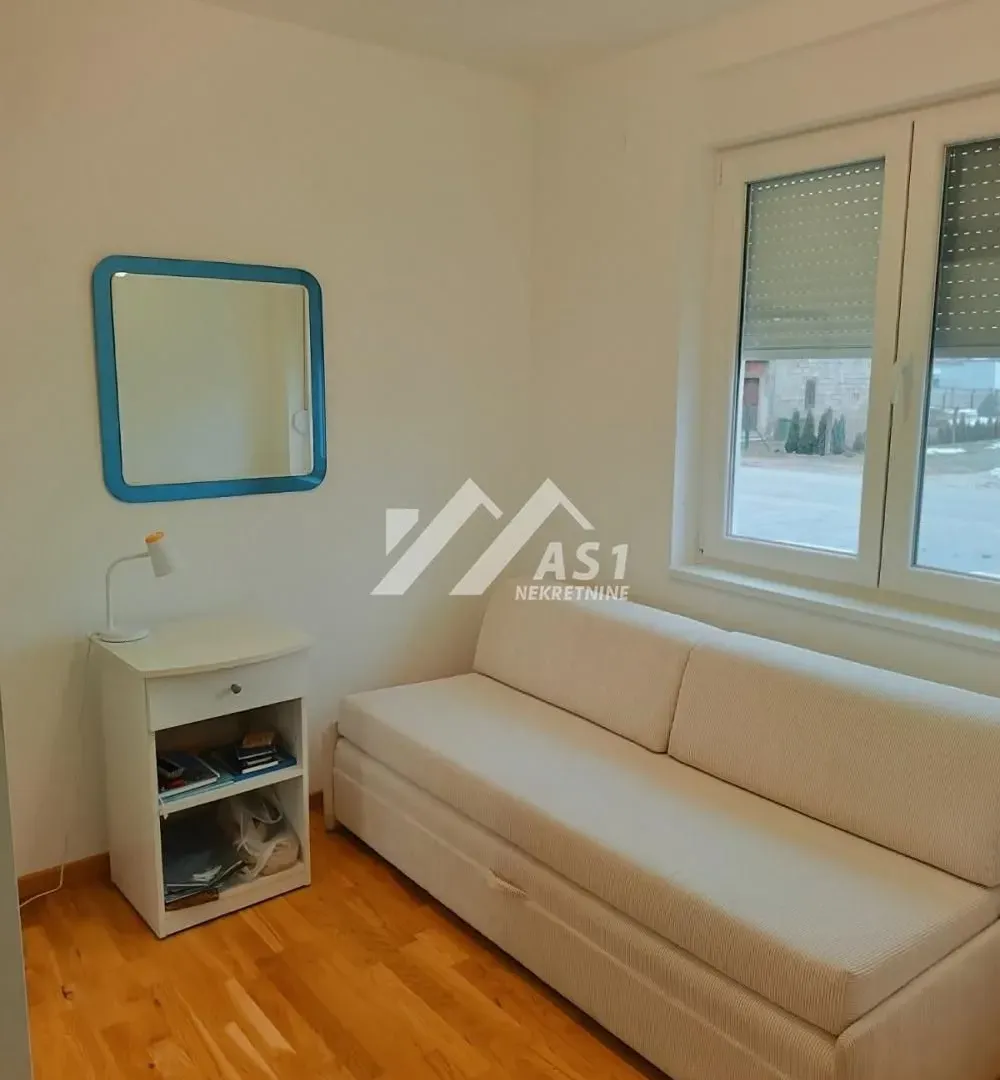 Izdavanje, jednosoban stan, 33m², Adice, Novi Sad Sve Podlokacije