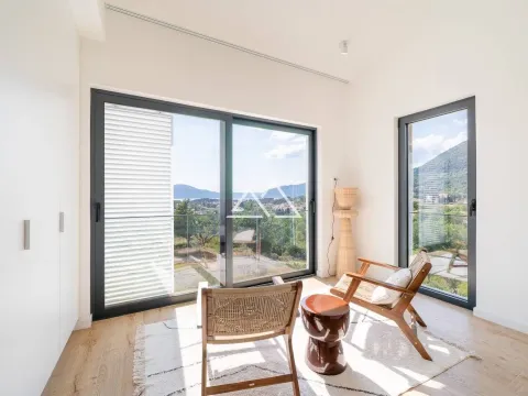 Prodaja, kuća, 220m², Tivat, Crna Gora - image 18