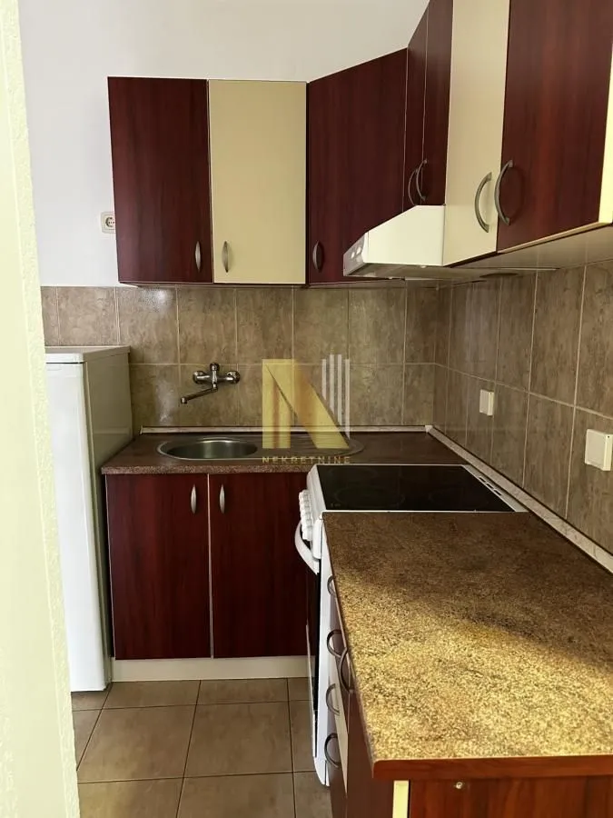 Rent, two bedroom apartment, 47m², Grbavica, Novi Sad Sve Podlokacije