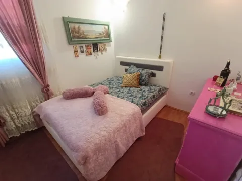 Prodaja, kuća, 200m², Donja Gorica, Podgorica - image 18