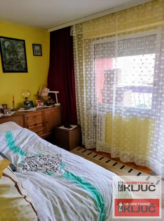 Prodaja, trosoban stan, 74m², Novo naselje, Novi Sad