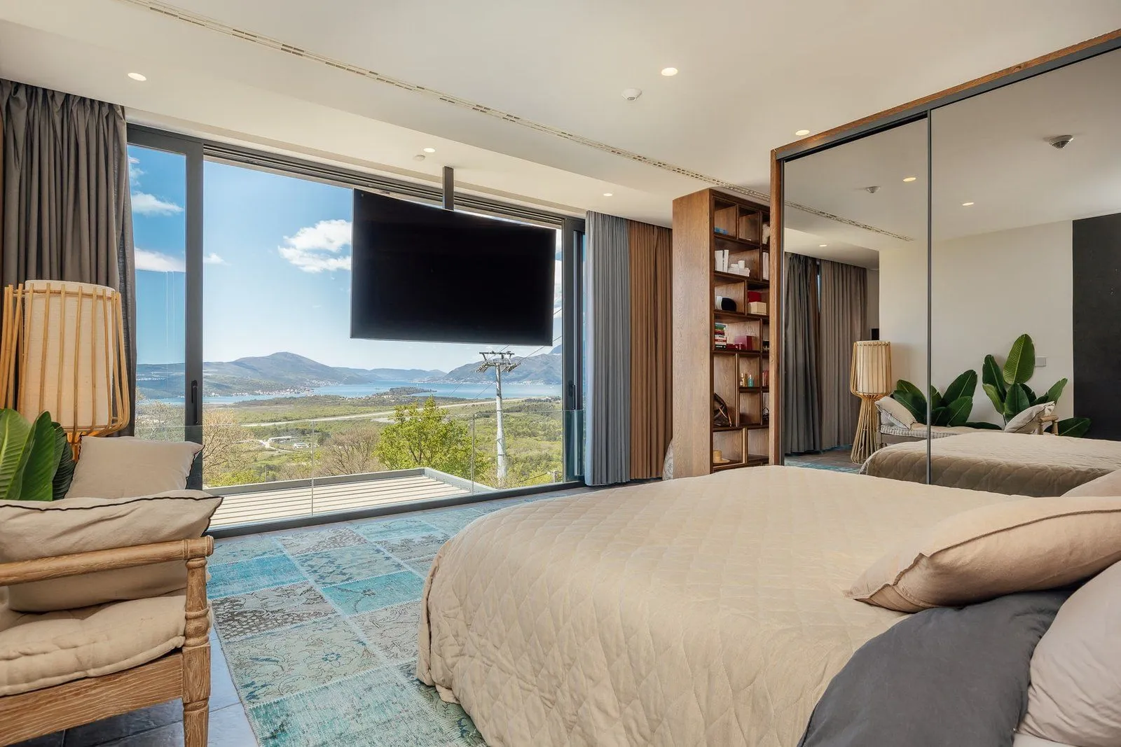 Sale, house, 549m², Dub, Kotor