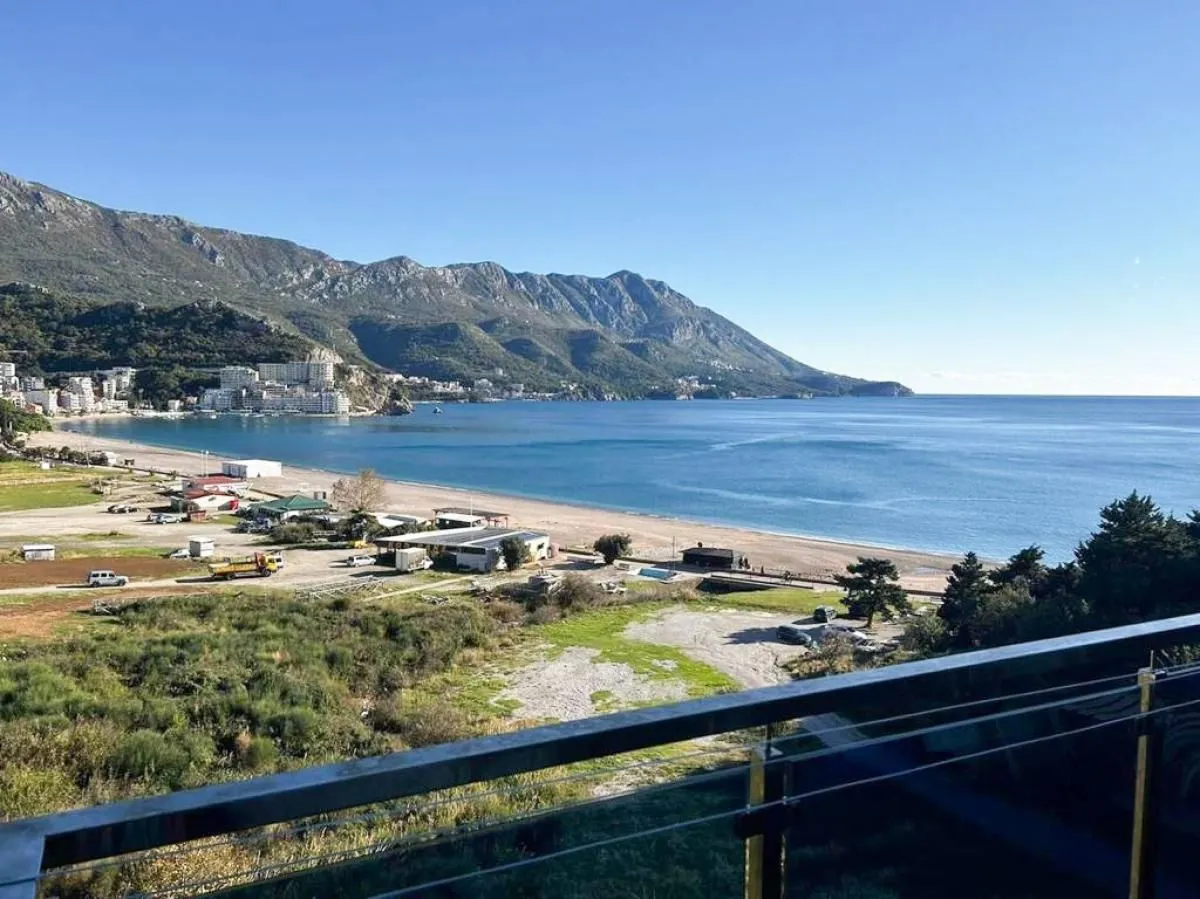Sale, two bedroom apartment, 88m², Bečići, Budva