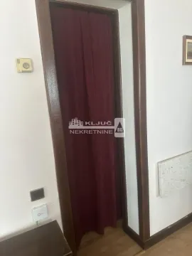 Izdavanje, dvosoban stan, 41m², Vračar Hram, Vračar Sve Podlokacije - image 12