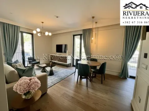 Prodaja, dvosoban stan, 88m², Risan, Kotor - image 1