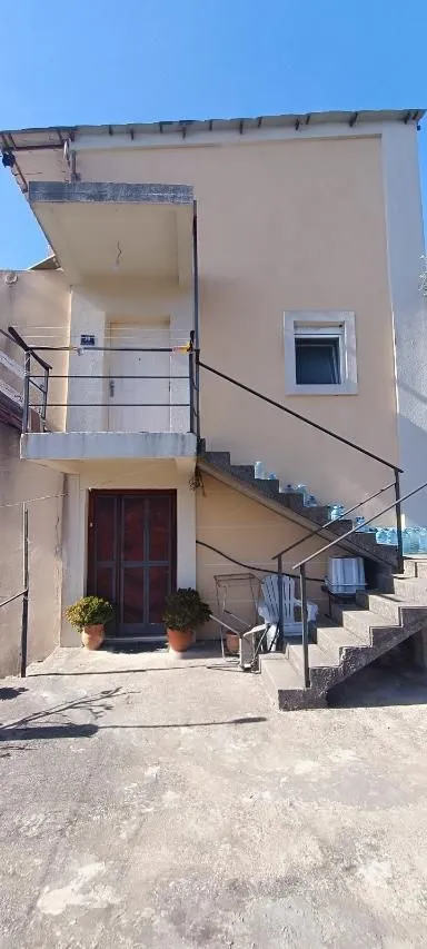 Sale, house, 145m², Bar, Crna Gora