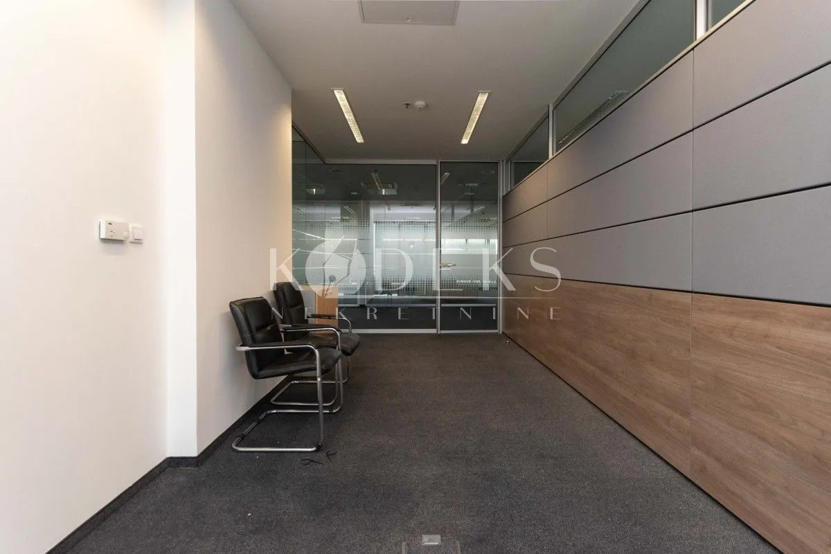 Rent, office space, 318m², Preko Morače, Podgorica