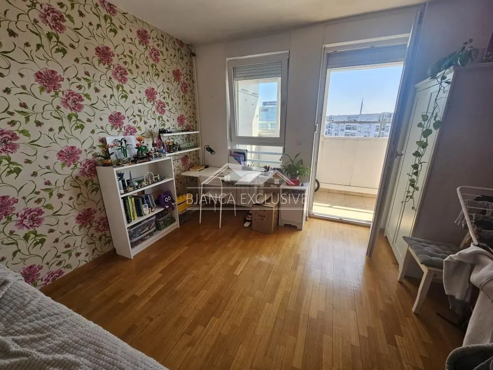 Sale, two bedroom apartment, 68m², Belvil, Beograd