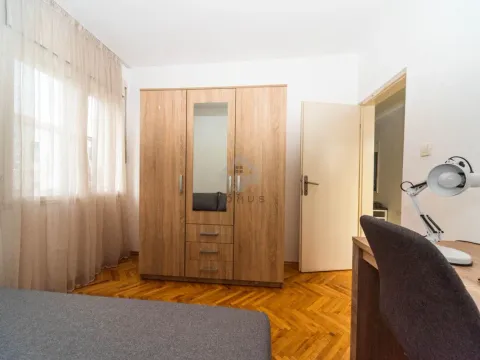 Rent, two bedroom apartment, 108m², Stari Aerodrom, Podgorica - image 13