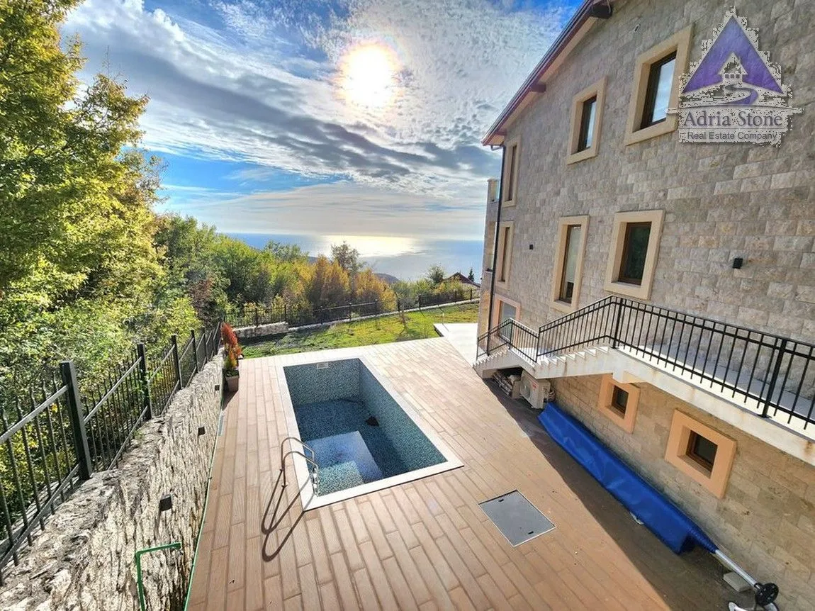 Sale, house, 201m², Kuljače, Budva