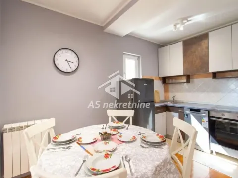 Rent, two bedroom apartment, 46m², Vračar Hram, Vračar Sve Podlokacije - image 11