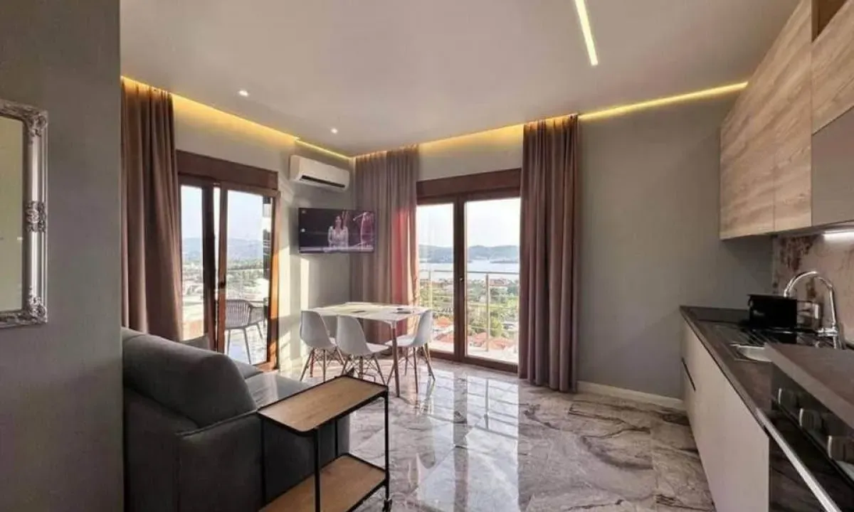 Prodaja, jednosoban stan, 38m², Tivat, Crna Gora