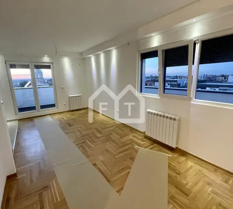 Prodaja, dvosoban stan, 56m², Ledine, Beograd
