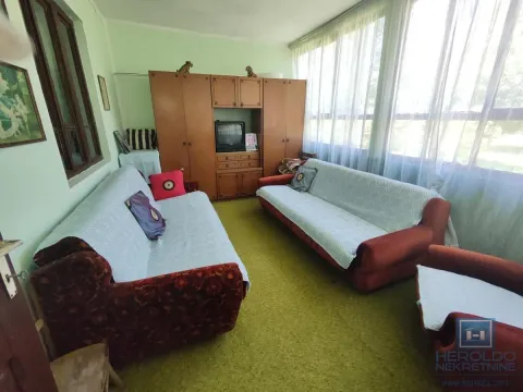 Prodaja, kuća, 100m², Lovci, Jagodina - image 14