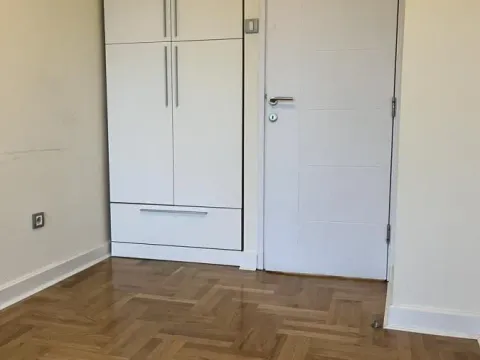 Izdavanje, stan, 180m², Stari Grad, Beograd - image 10