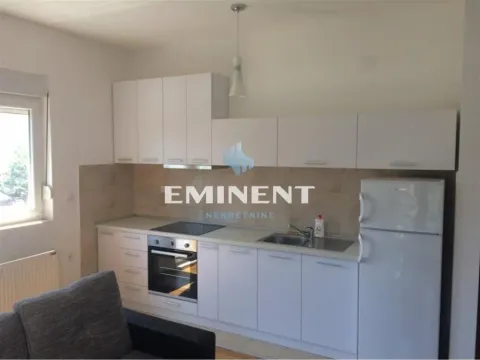 Izdavanje, stan, 41m², Lipov Lad, Zvezdara Sve Podlokacije - image 5