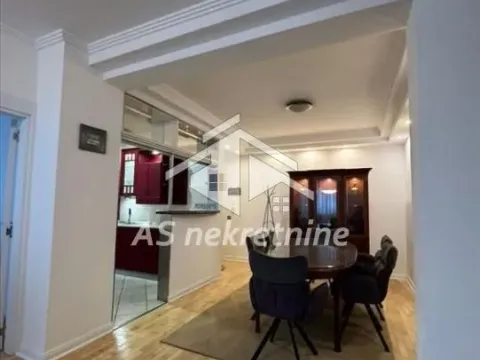 Izdavanje, trosoban stan, 120m², Savski Venac, Beograd - image 8