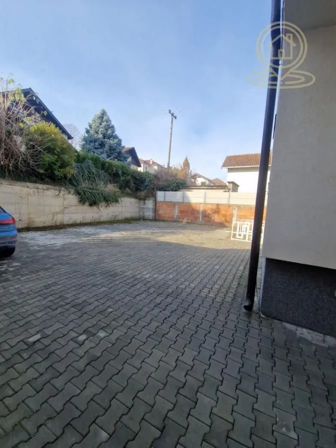 Prodaja, četvorosoban stan, 98m², Petrovaradin, Novi Sad
