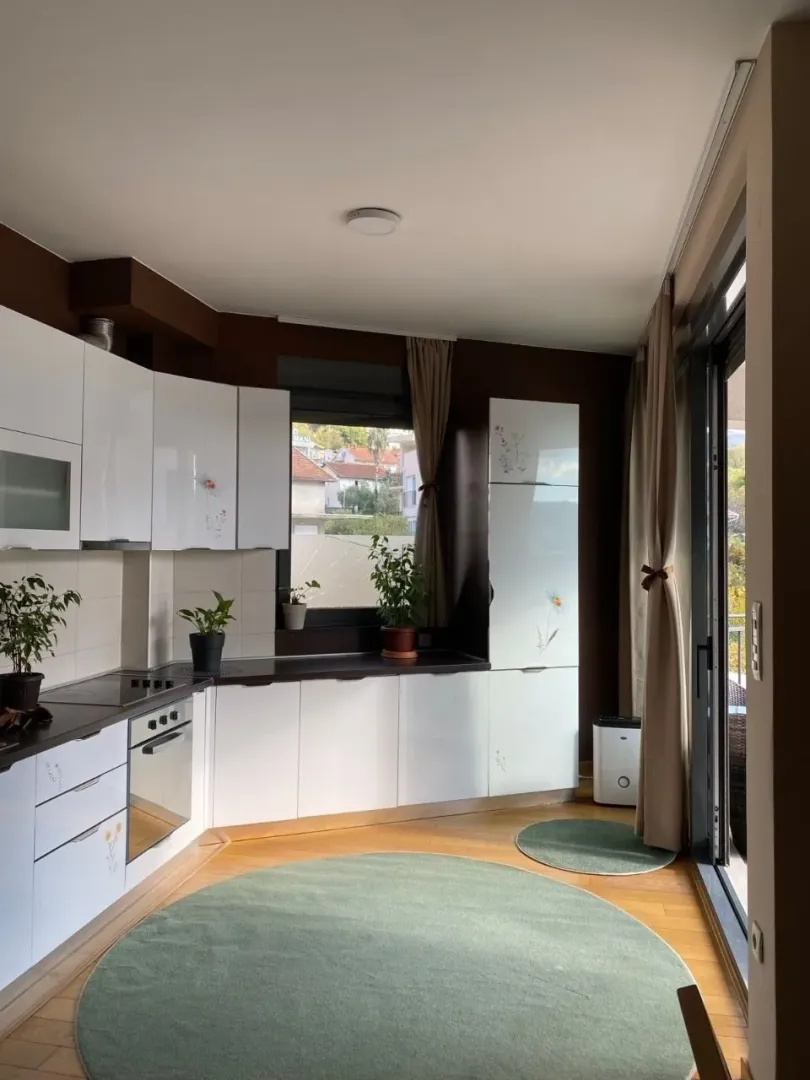Rent, two bedroom apartment, 75m², Seljanovo, Tivat
