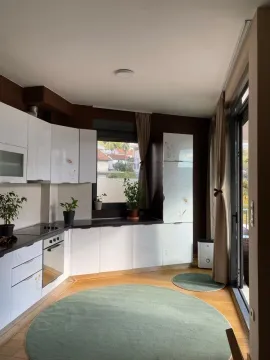 Rent, two bedroom apartment, 75m², Seljanovo, Tivat - image 2