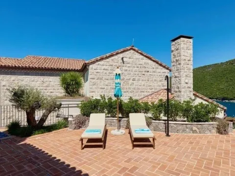 Sale, house, 800m², Žanjice, Herceg Novi - image 9