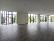 Izdavanje, poslovni prostor, 2542m², Centar, Podgorica - image 12