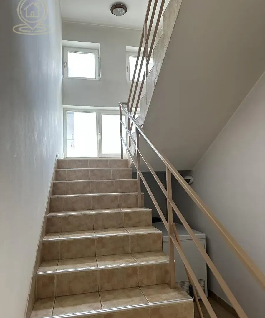 Prodaja, kuća, 375m², Pantelej, Niš